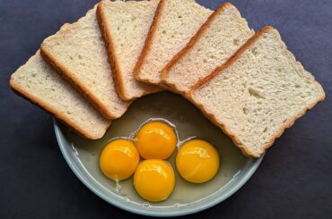 Just Add Eggs With Bananas & Bread Its So Delicious / Simple Breakfast Recipe / Cheap & Tasty Snacks
