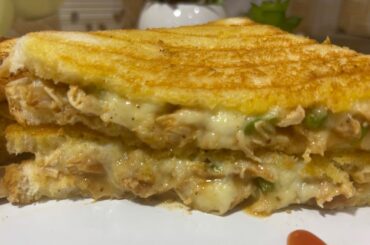 Chicken Cheese Sandwich | Club Sandwich | Best Sandwich Recipe | Cheese Loaded Snacks | Maryam Umer