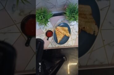 Desi sandwich in street style#withoutoniongarlic#tasty#trending#youtubeshorts #shorts#viral#veggies