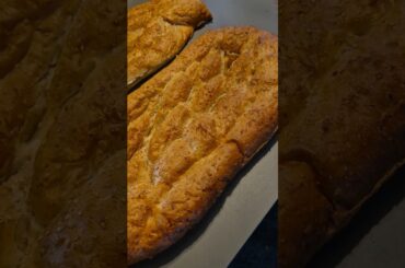 Garlic Chicken Flatbread in 10 Minutes #sandwich #recipe