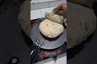 Roti fulane ka sehi tarika #ytshorts #chapati #phulka #healthy #rotitips #flatbread