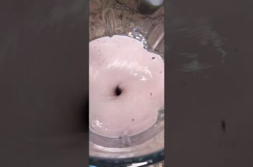 Banana Blueberry Breakfast Smoothie | Healthy Food