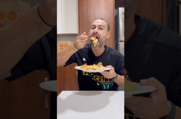 Viral Feta Salmon Pasta #foodtok #healthy  #recipes #easyrecipes #quickrecipes #cyprus