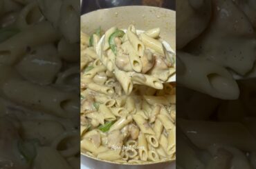 Creamy Creamy Pasta | Cheesy pasta #iqrafoodfusion #iqrafoodfusionrecipes #shorts