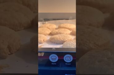 I tried baking coconut cookies #cooking #cookies #baking #learning #timelapse #healthy #coconut