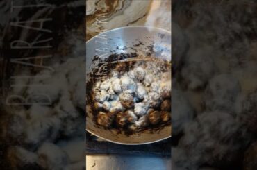 Healthy makhana chocolate balls recipe? MAKHANA with chocolate drips #shorts #viral #food