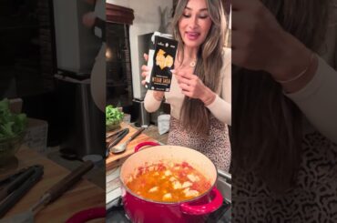 Creamy Tuscan Chicken Soup for half the calories!! #recipe #easyrecipe #soup