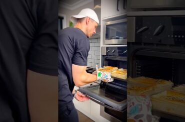 Low-Calorie High-Protein Chicken Pot Pie  #chickenrecipe  #lowfatmeals  #recipe