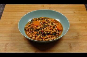 Easy Chickpea Stew with Spinach | Easy & Healthy Dinner Recipe
