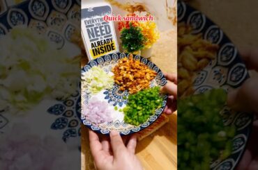 60 Sec. quick sandwich!#food #breakfastsandwich #recipe #chesesandwich #chicken #shorts