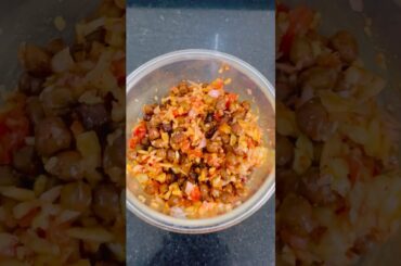 Healthy quick salad for lunch -chickpea salad recipe #saladrecipe #cookingshorts