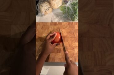 High protein low calorie burger #cookingtips #healthyburger #cookwithme