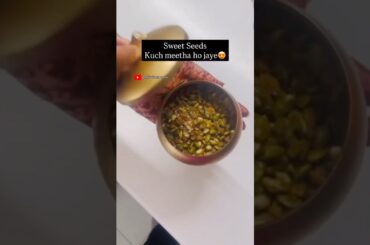 This Diwali kuch healthy snacks ho jaye! #diwalispecial #sweet #recipe #seeds #healthy #snacks #food