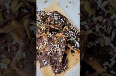 Healthy Pumpkin Banana Yogurt Bark Recipe | High Protein, Gut-Friendly No-Bake Snack