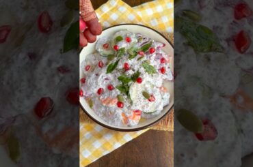 Chia yogurt salad bowl #shortsfeed #recipe #easynutrition #chiaseeds #easy #chiaseedsforweightloss