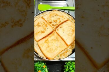 Bread Cheese Omelette Recipe | cheesy bread Omelette | Easy breakfast recipes  #bread #egg #shorts