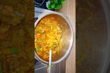 Tomato Beans Curry | Tasty & Healthy Curry for Chapati | Easy Lunch Recipe