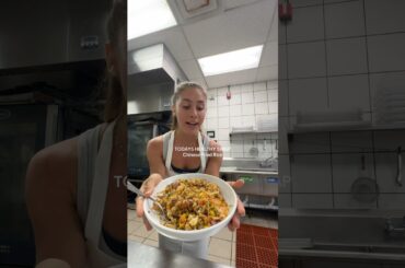 Chinese Fried Rice HEALTHY DUPE #healthyrecipes #healthyswaps #highproteinrecipes #comfortfood