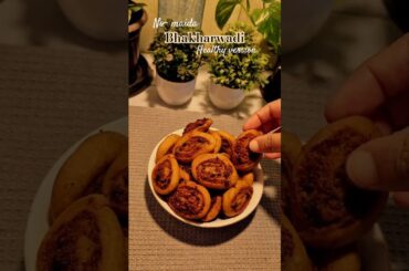 Healthy No-maida Bhakharwadi | Guilt free Diwali Snack! #thebakedtadka #shorts
