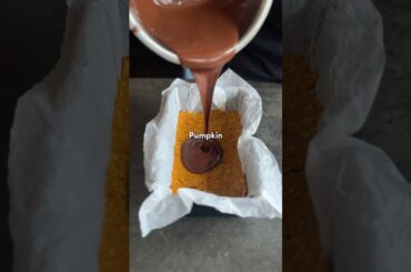 These no bake chewy Pumpkin Spice Peanut Butter Bars are everything you want in a seasonal treat!