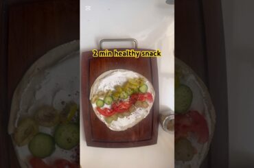 2 min healthy snacks|easy labneh wrap#food #foodie #cooking