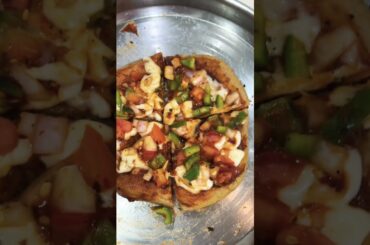 Kulcha pizza on tawa | kulcha pizza recipe on tawa | pizza kulcha sandwich on tawa
