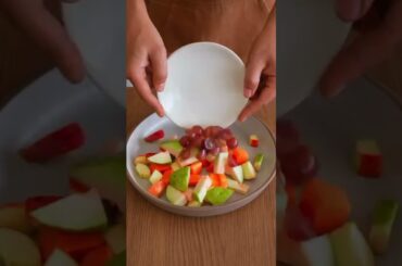 Save this Healthy Fruit Salad recipe to make #health  #seniorhealth