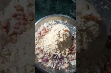 Aalu mungfali poha and bread ke cutlet