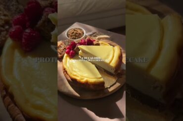 11g Protein, 130cal per slice #caloriedeficit #weightloss #proteincheesecake #lowcaloriecheesecake
