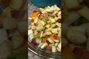 #fruitsalad #healthylifestyle #healthyfood #healthandwellness #healthcare #trendingshorts