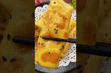 Flour & cornmeal! Delicious healthy recipes. Quick 10-minute breakfast recipes. No-knead! Delicious.