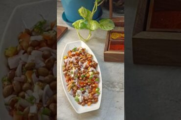 1-Minute High Protein Peanut Salad  | Quick Healthy Snack | Weight Loss Recipe #fitfood #highprotein