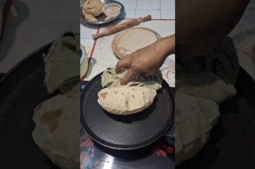Roti fulane ka sehi tarika #ytshorts #roti #chapati #healthy #healthyrotitips #facts