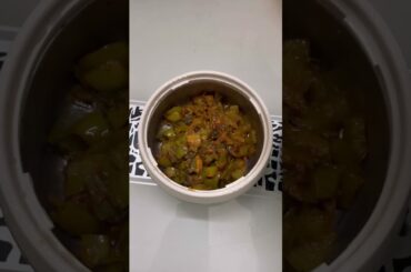 What we ate in a day #whatweeatinaday #lettuce #garlicbread #viral #healthyfood #healthymealplans