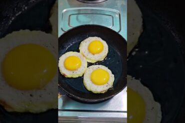 Bread egg recipe | Easy breakfast recipe  | eggs omlate recipe #shorts #recipe #egg roll #paratha