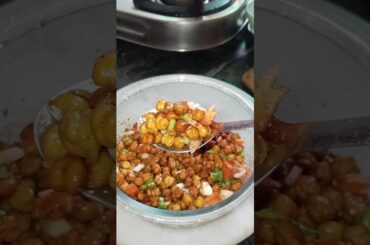 fruit salad khaye#healthy salad recipe #healthy #youtubeshorts #mosturaskitchen