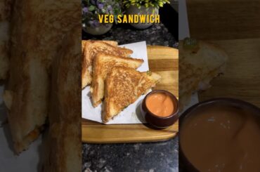 Perfect Veg Sandwich || Quick & Tasty Cheese Sandwich Recipe || Easy Breakfast & Snack || #shorts