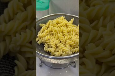 Yummy and Healthy Pasta for Dinner | Day 25 of HappyEatsWhat