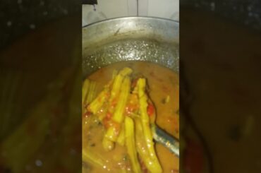 Daal Munga #shorts #recipe #reels #cooking #shortsvideo #vairalvideo  #MontikichenSSS