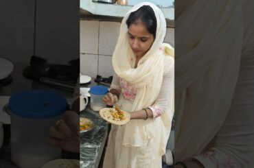 aaj ghar pr hi banaya tasty or healthy sandwich#weightgainjourney #minivlog#mahadev #healthyrecipies