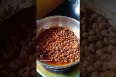 Healthy Lunch|Chole-Bhature Recipe #recipe#cooking#ytshorts #food #shorts