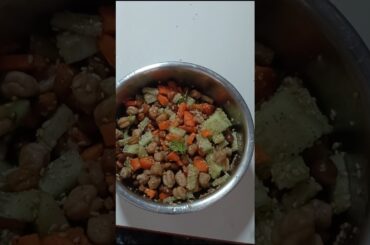 Healthy salad recipe # protein salad#quick recipe#vegitable salad#chickpeas salad # youtube shorts