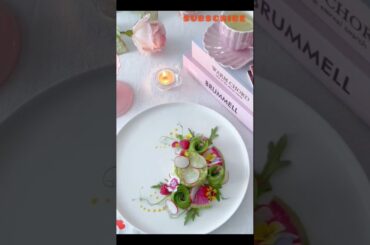 Avocado salad #saladadecoration #salad #salada #veganfood #healthy