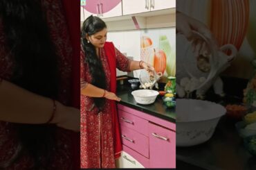 Makhana Chaat Recipe | Makhana Salad #shorts #shortsfeed #reels #trending #facerevealvideo