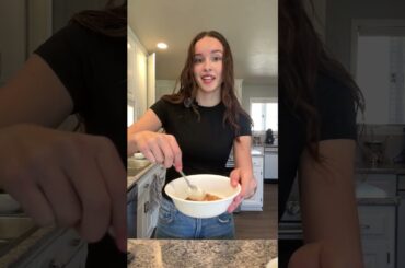 let’s make some healthy breakfast apple dip #healthyrecipes #easyrecipe #yummyrecipe