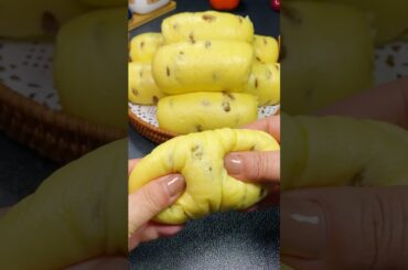 Simple ingredients. Easy and healthy bread recipes. How to make bread without oven at home. Yummy.