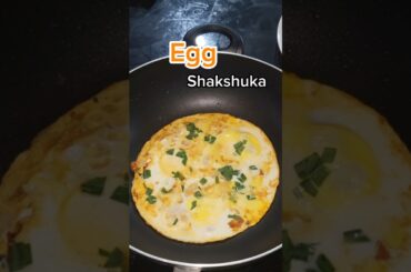 Egg Shakshuka Recipe | Easy & Healthy Breakfast | One-Pan Dish #Shorts