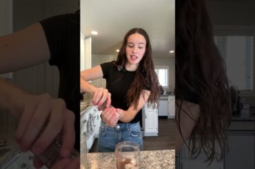 let’s make a high protein chocolate milkshake #uniquerecipe #healthyrecipes #highprotein