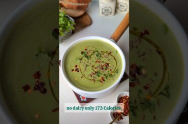 Healthy Spinach Soup with 173 Calories and no dairy or gluten #soupseason