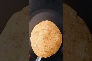 “No Maida! No Oil! Just Pure Suji & Veggie Goodness!”#shorts #healthy #breakfast #viral #recipe #yt